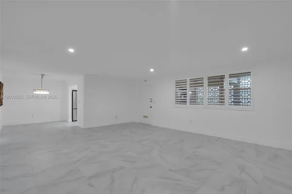 $220,000 | 11960 Northeast 19th Drive, Unit 15, North Miami, FL 33181