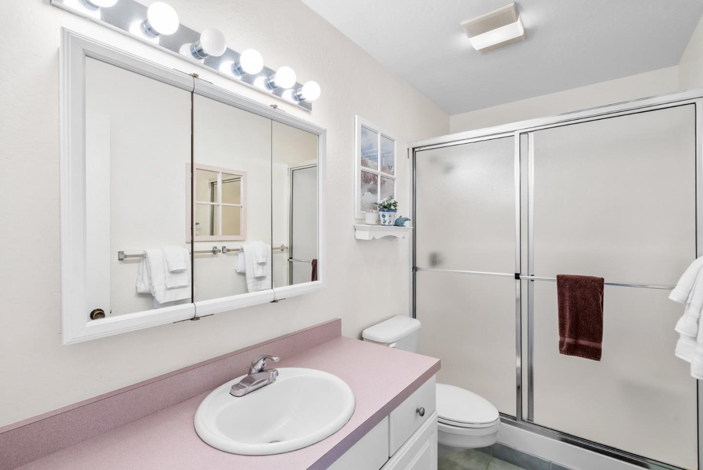 101 Shell Road, Unit 218 Watsonville, CA 95076 - Photo 23 of 46 Gallery Image 23