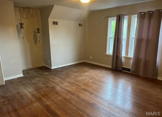 $109,900 | 404 North Douglass Street, Malden, MO 63863