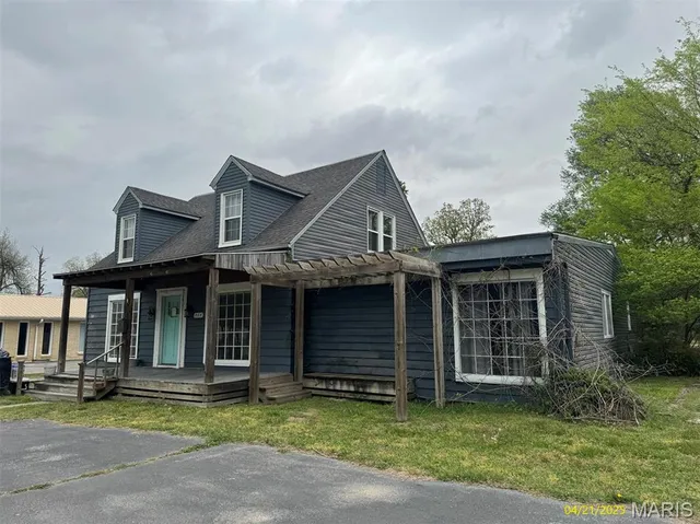 $109,900 | 404 North Douglass Street, Malden, MO 63863