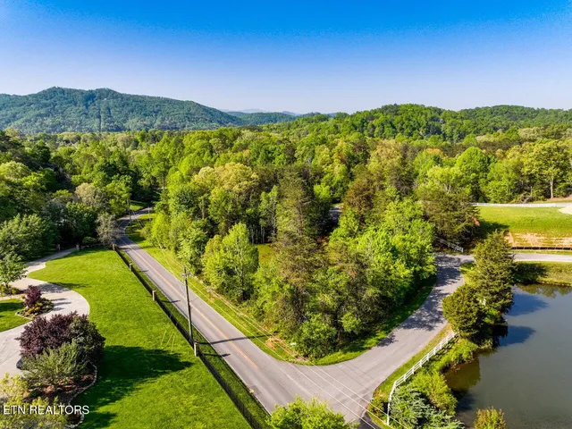 $380,000 | 1140 Crestview Drive, Pigeon Forge, TN 37863