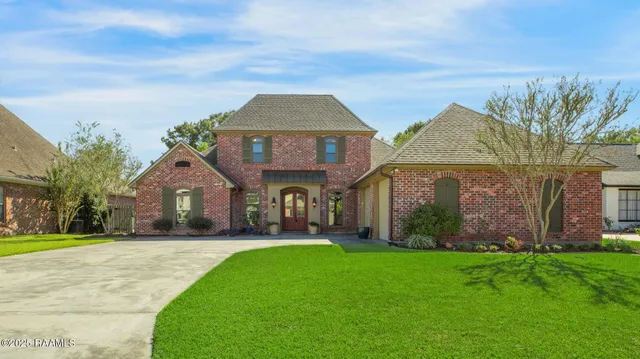 $459,900 | 105 Merlot Drive, Lafayette, LA 70503