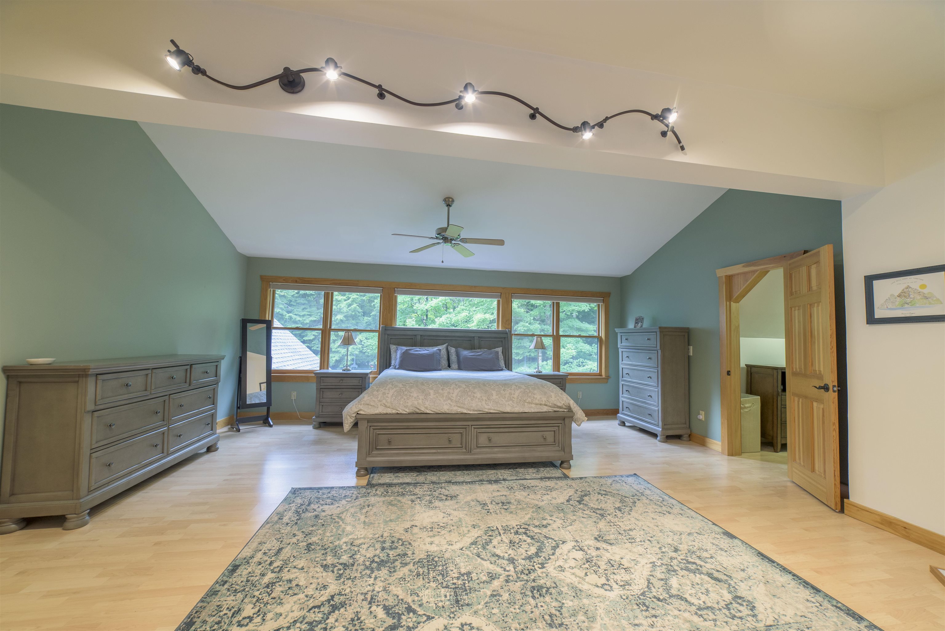 278 Valley View Road West Dover, VT 05356 - Photo 18 of 34