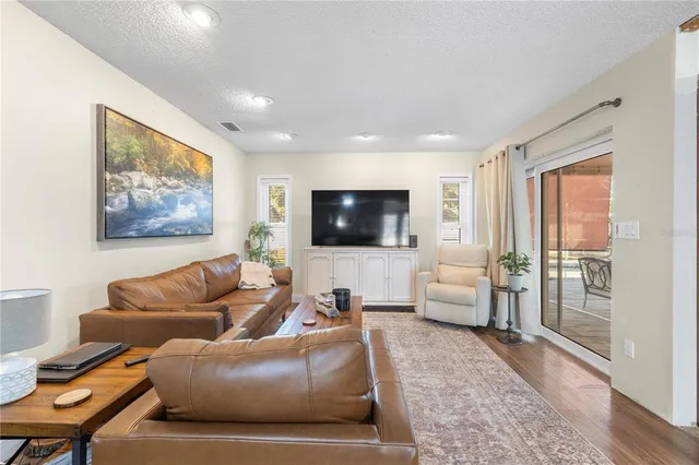 $499,900 | 2843 Oak Tree Lane, Palm Harbor, FL 34684