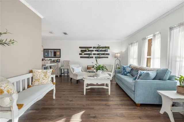 $499,900 | 2843 Oak Tree Lane, Palm Harbor, FL 34684