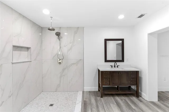 $635,000 | 4996 49th Street, Vero Beach, FL 32967