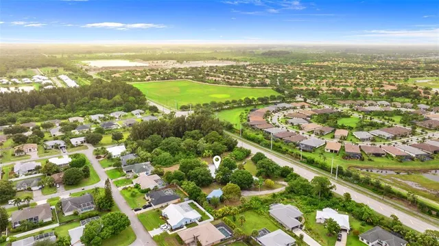 $635,000 | 4996 49th Street, Vero Beach, FL 32967