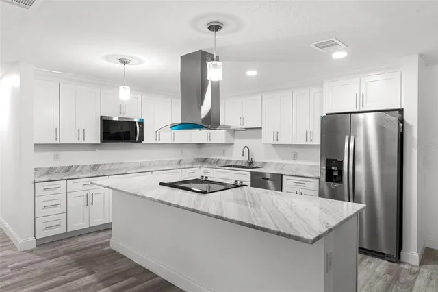 $635,000 | 4996 49th Street, Vero Beach, FL 32967