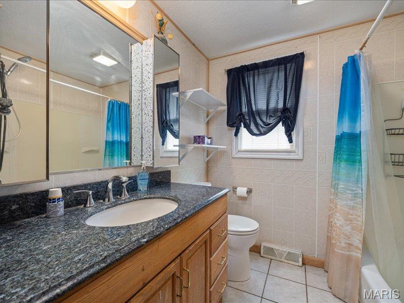 738 Fort Henry Road Belleville, IL 62221 - Photo 15 of 38 Gallery Image 15