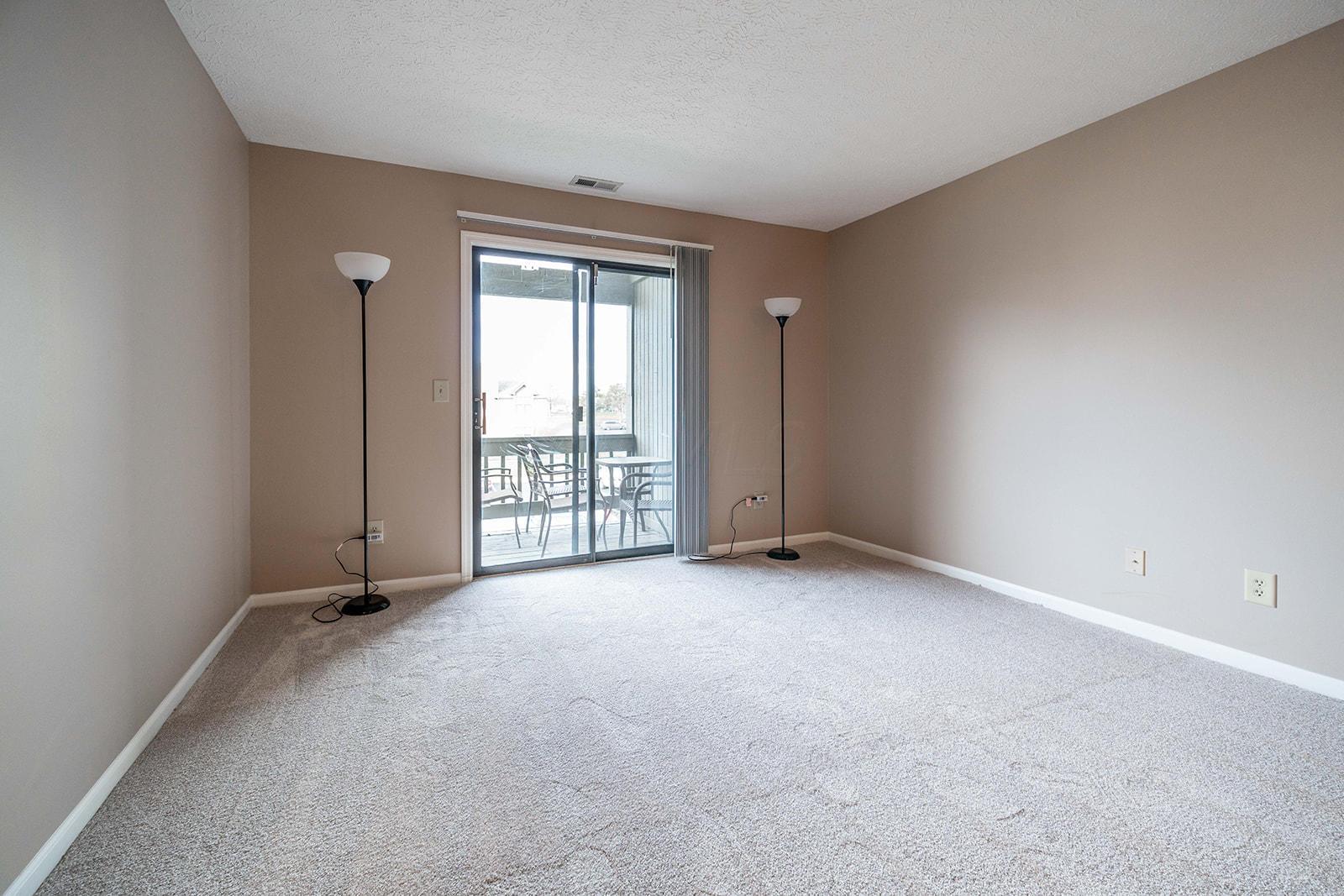5301 Stonemeadow Avenue, Unit F Columbus, OH 43220 - Photo 15 of 21