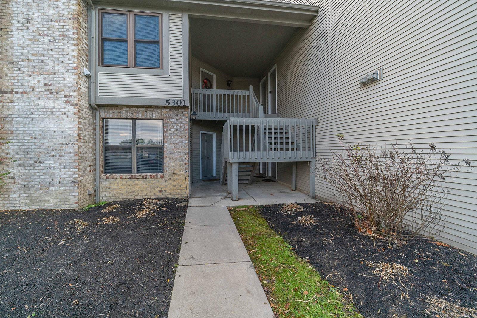 5301 Stonemeadow Avenue, Unit F Columbus, OH 43220 - Photo 9 of 21
