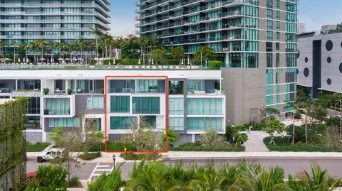 $3,000,000 | 650 Northeast 32nd Street, Unit BH7, Miami, FL 33137