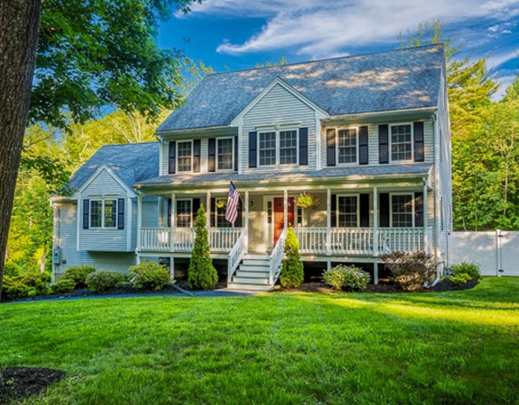 7 West Shore Road Merrimac, MA 01860 - Photo 1 of 27 Gallery Image 1