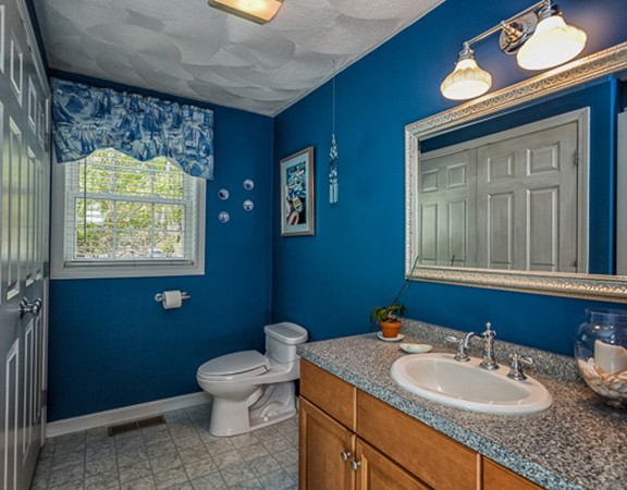 7 West Shore Road Merrimac, MA 01860 - Photo 18 of 27 Gallery Image 18