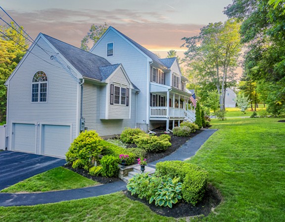 7 West Shore Road Merrimac, MA 01860 - Photo 3 of 27 Gallery Image 3