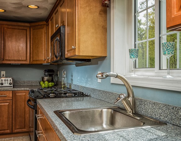 7 West Shore Road Merrimac, MA 01860 - Photo 6 of 27 Gallery Image 6