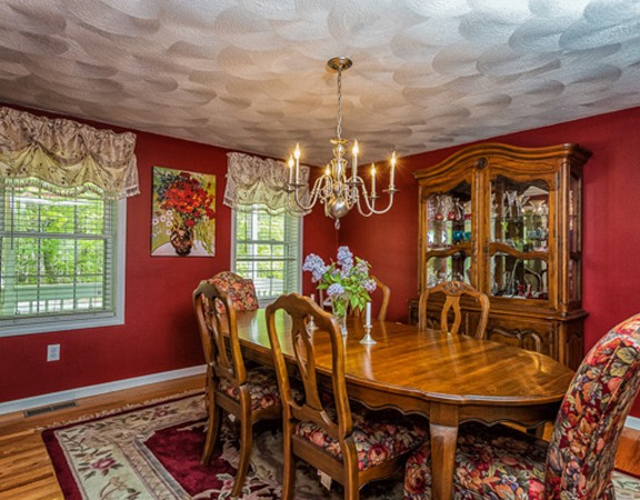 7 West Shore Road Merrimac, MA 01860 - Photo 8 of 27 Gallery Image 8