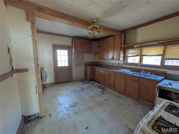 $39,900 | 420 Smith Street, Brookfield, MO 64628