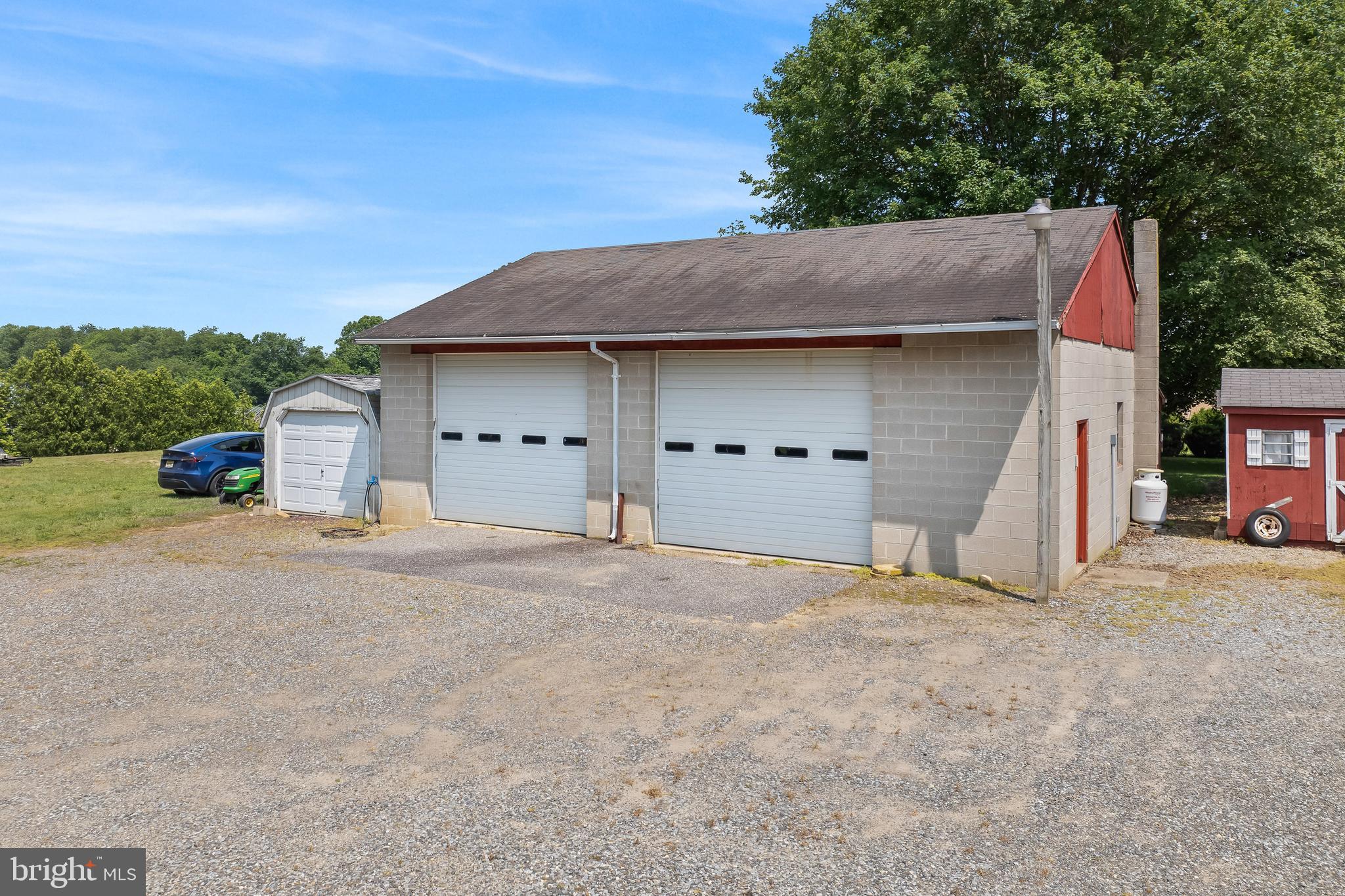 360 Harmony Road Bridgeton, NJ 08302 - Photo 8 of 23 a house with trees in the background