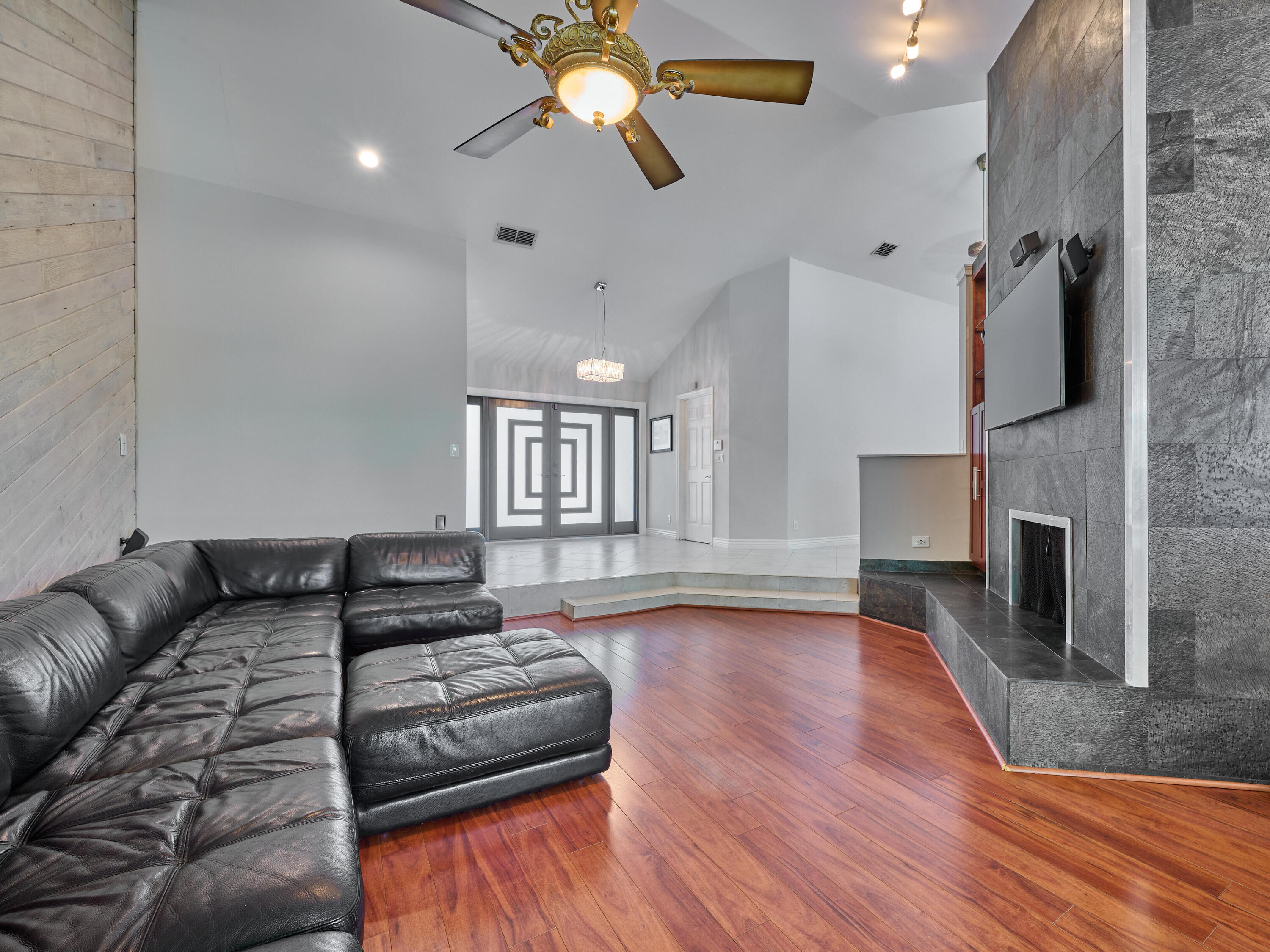 2869 Northwest 34th Street Boca Raton, FL 33434 - Photo 14 of 65 image_14