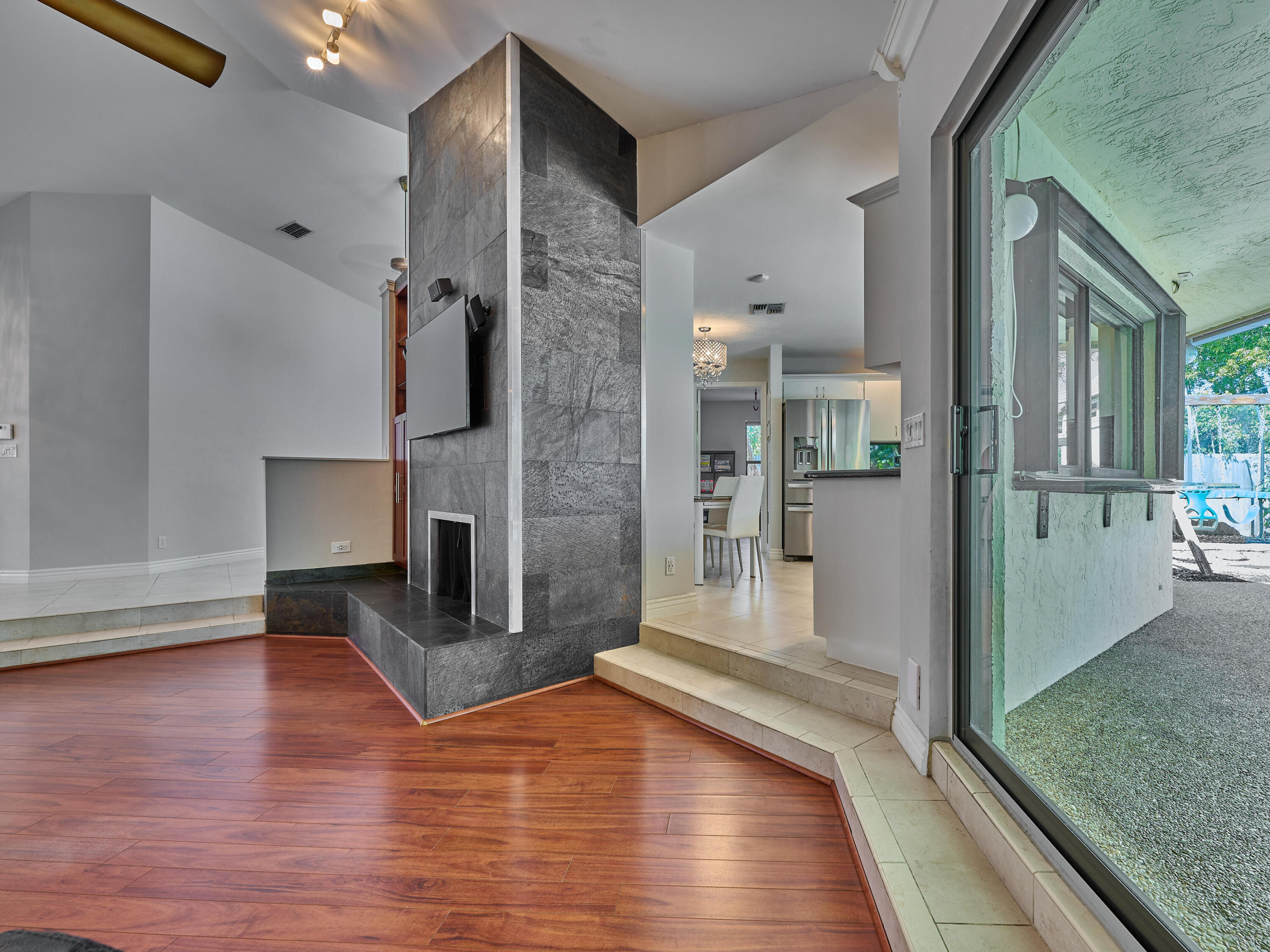 2869 Northwest 34th Street Boca Raton, FL 33434 - Photo 15 of 65 image_15