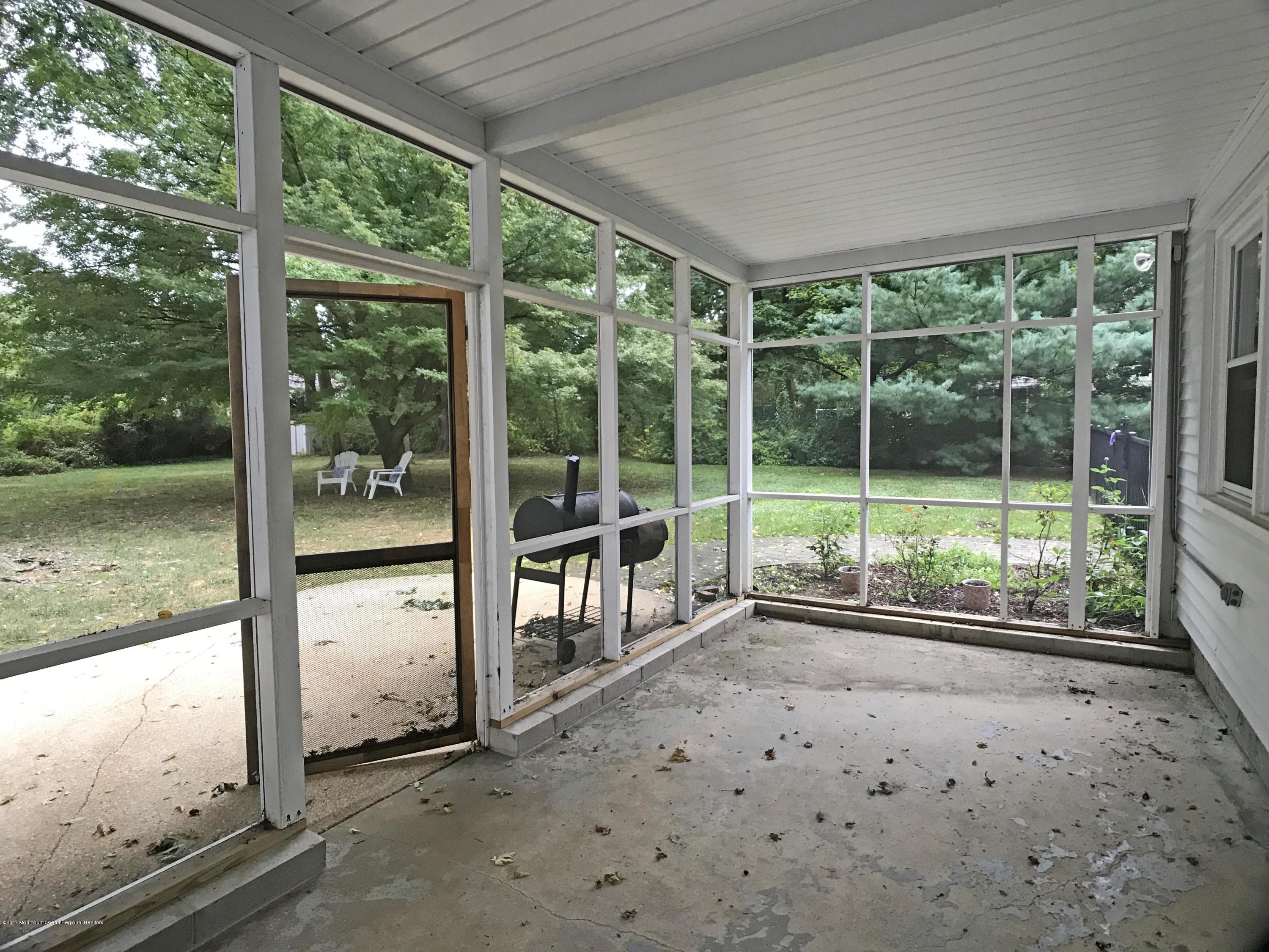 109 Rivers Edge Drive Little Silver, NJ 07739 - Photo 24 of 37 Screen Porch 2