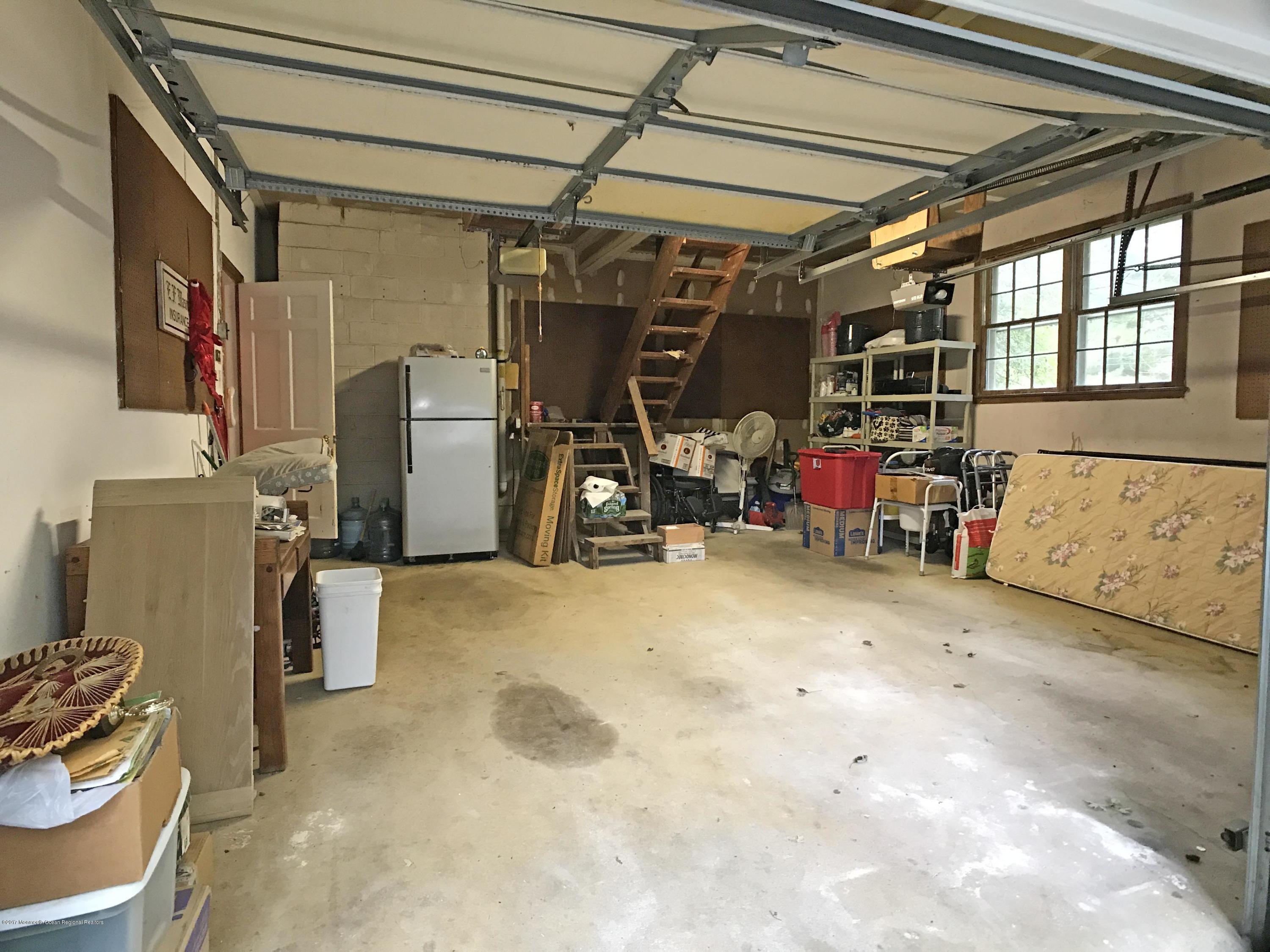109 Rivers Edge Drive Little Silver, NJ 07739 - Photo 26 of 37 Garage 3