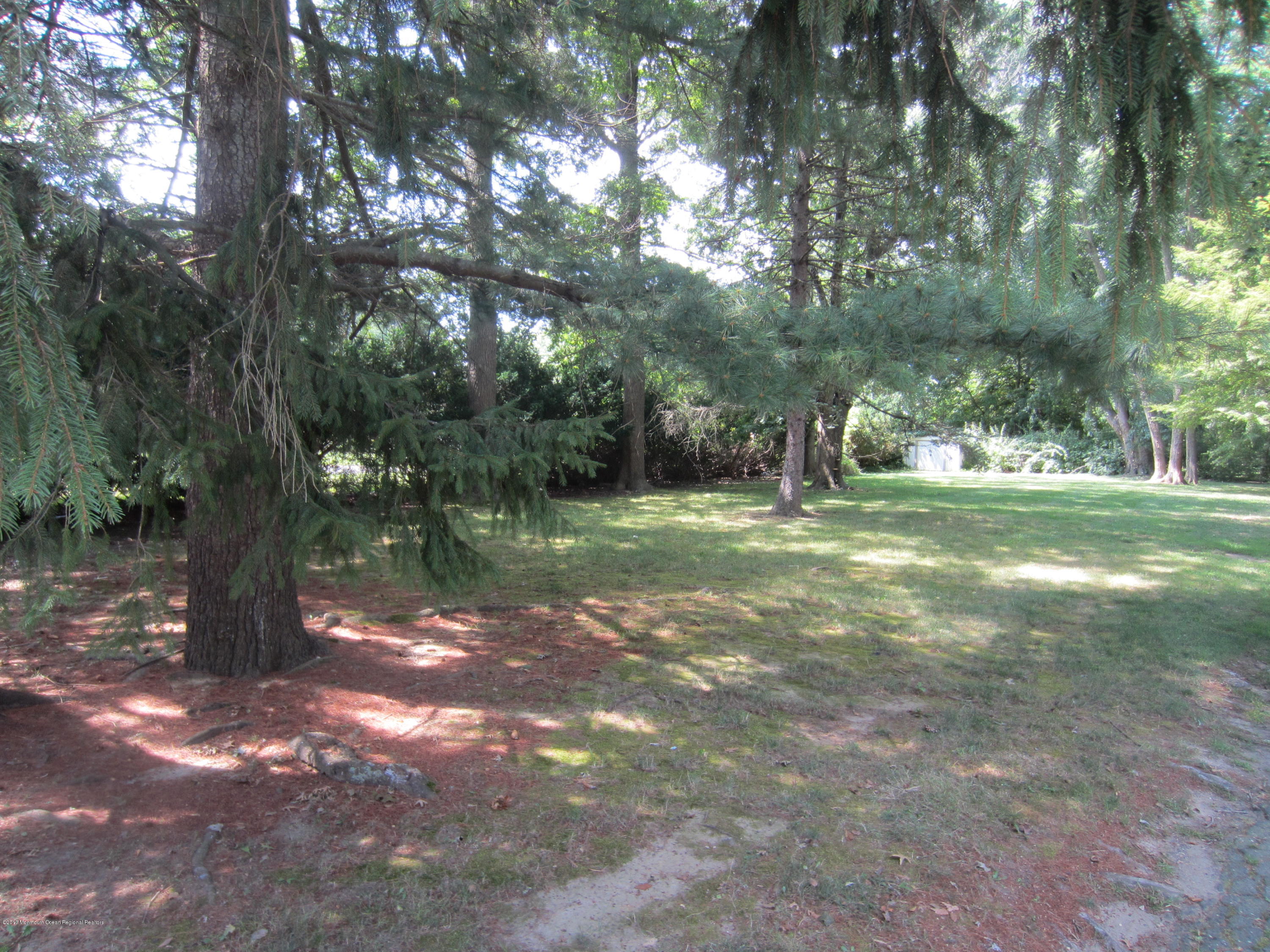 109 Rivers Edge Drive Little Silver, NJ 07739 - Photo 30 of 37 IMG_0071