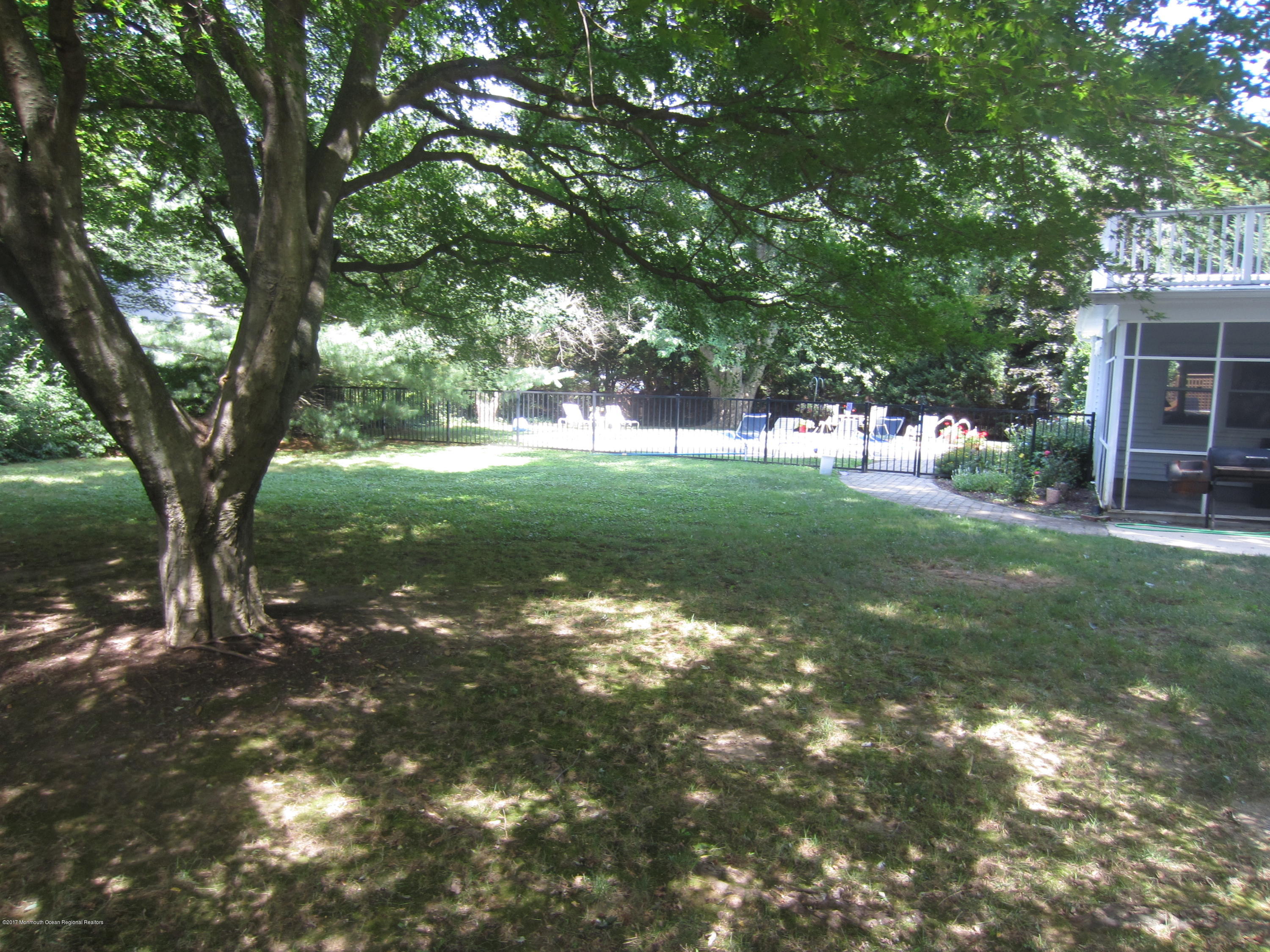 109 Rivers Edge Drive Little Silver, NJ 07739 - Photo 32 of 37 IMG_0073
