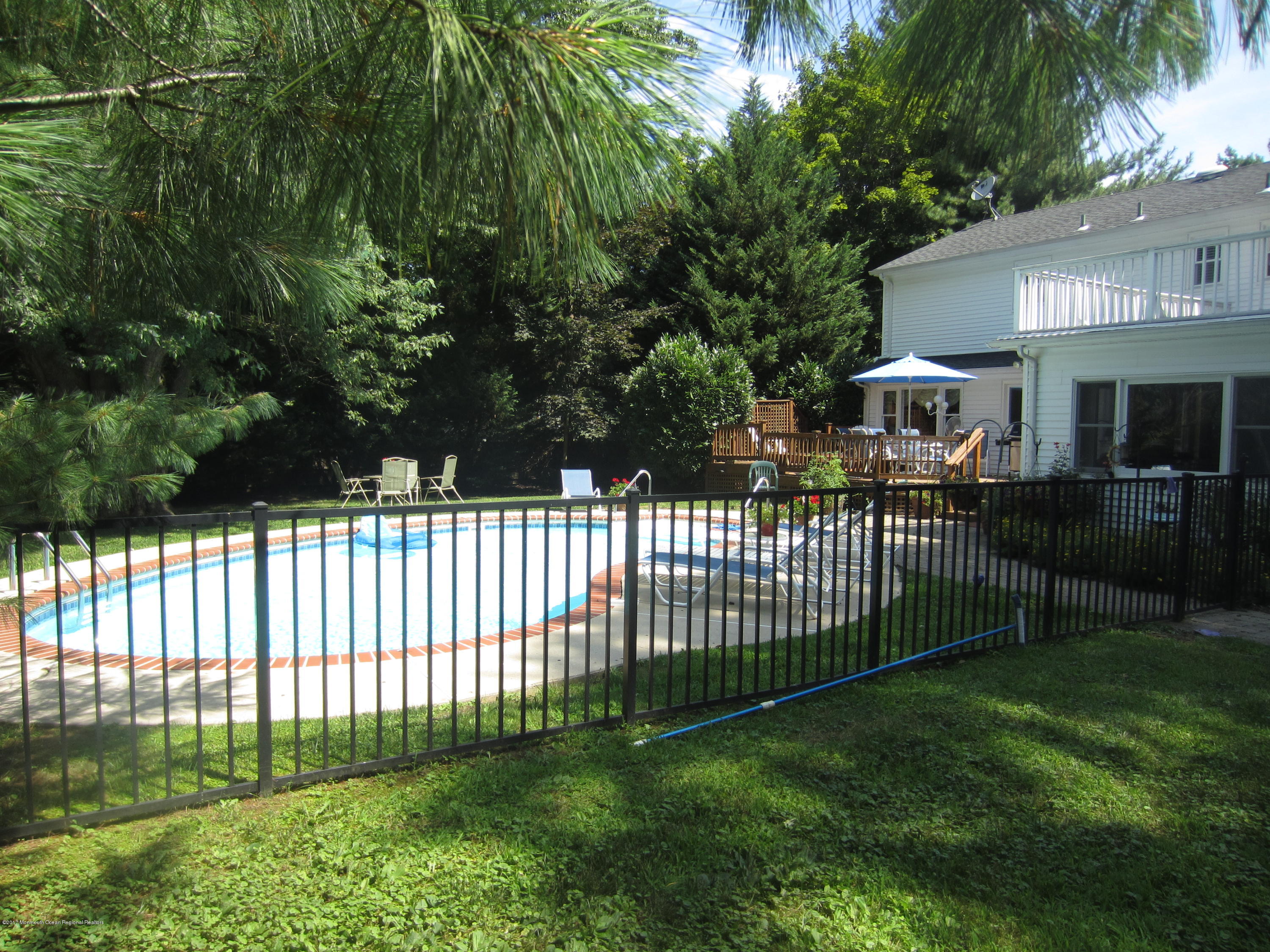 109 Rivers Edge Drive Little Silver, NJ 07739 - Photo 34 of 37 IMG_0075