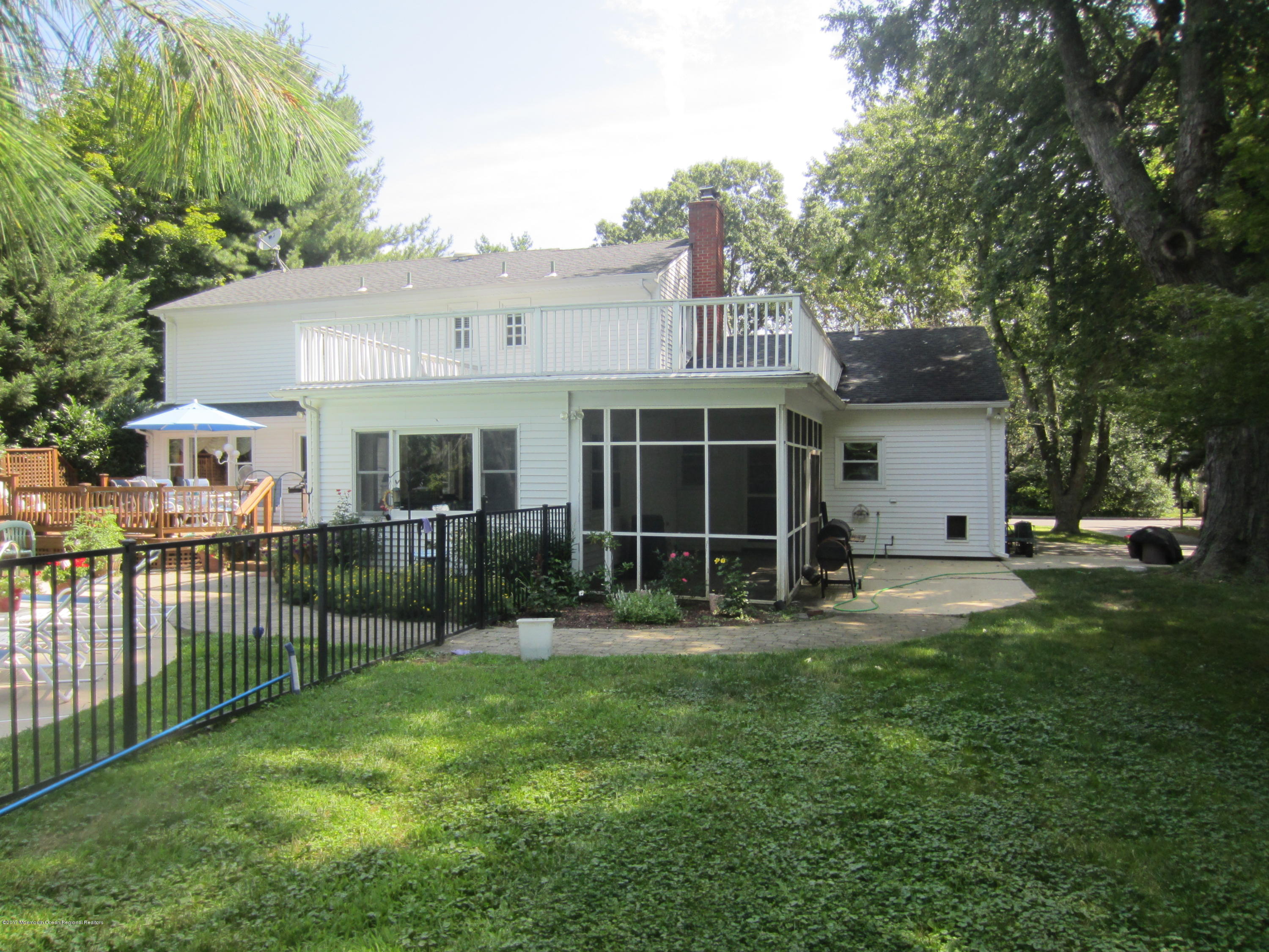 109 Rivers Edge Drive Little Silver, NJ 07739 - Photo 35 of 37 IMG_0077