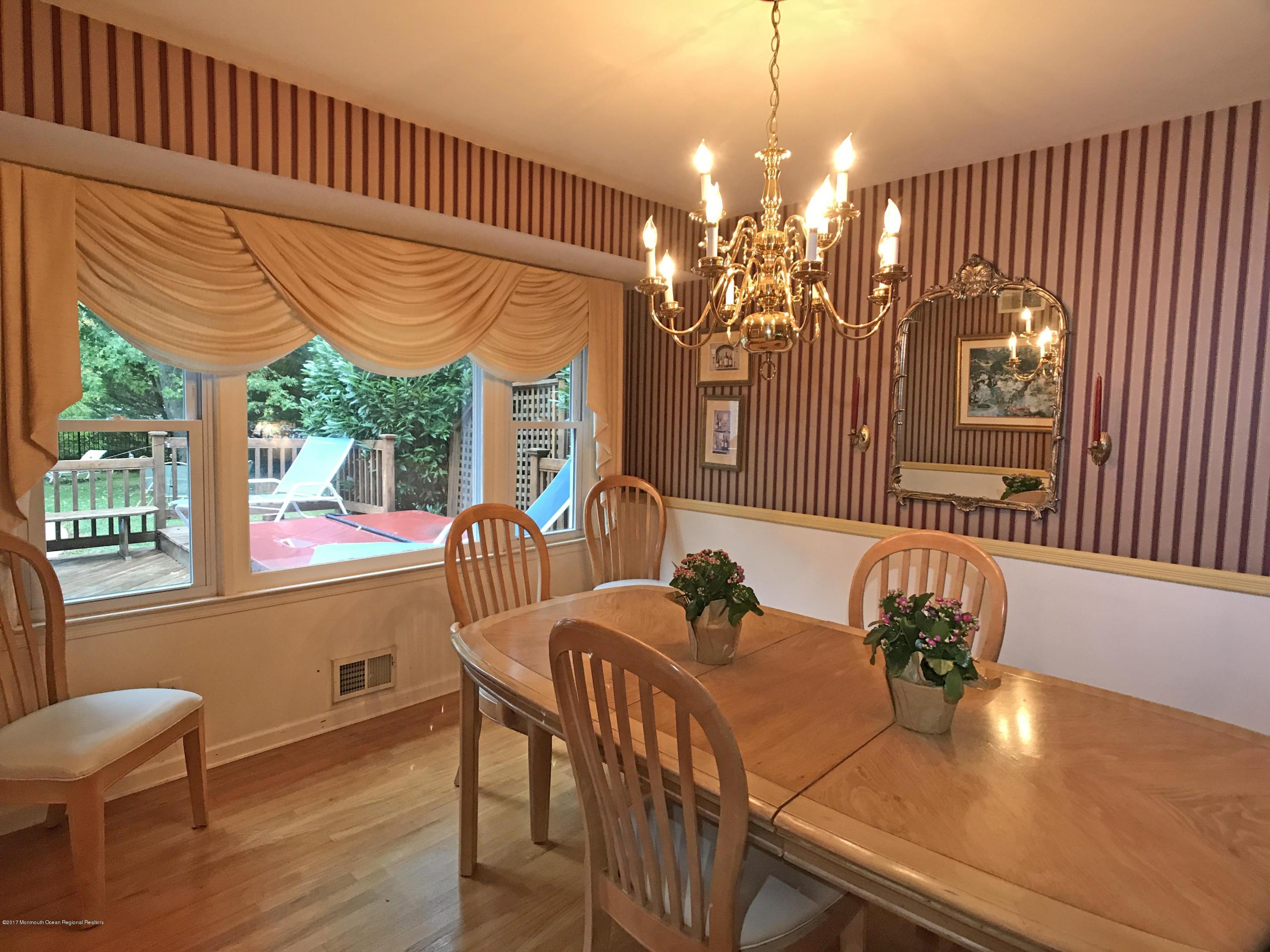 109 Rivers Edge Drive Little Silver, NJ 07739 - Photo 6 of 37 Dinning room 3