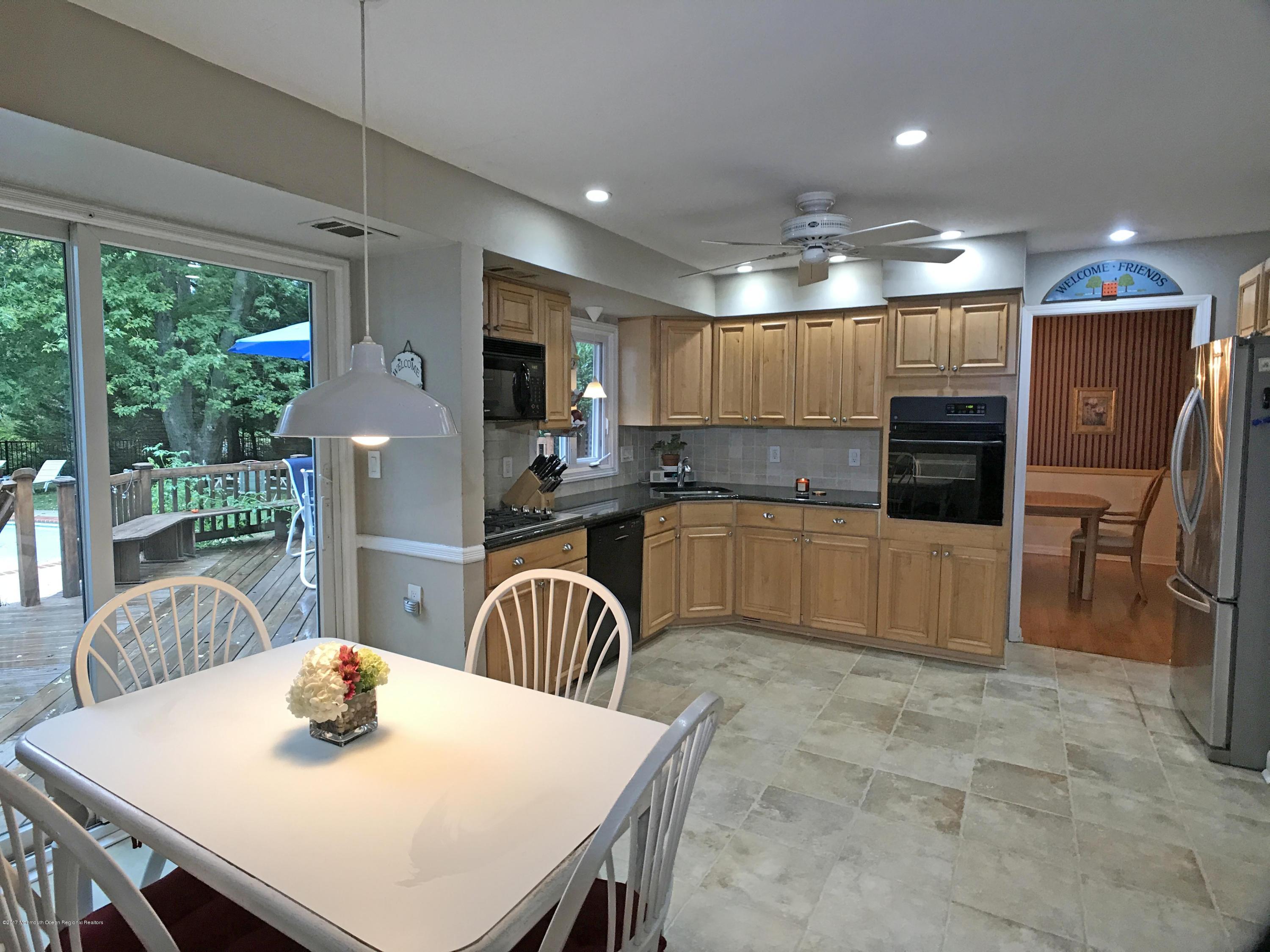109 Rivers Edge Drive Little Silver, NJ 07739 - Photo 8 of 37 Kitchen table