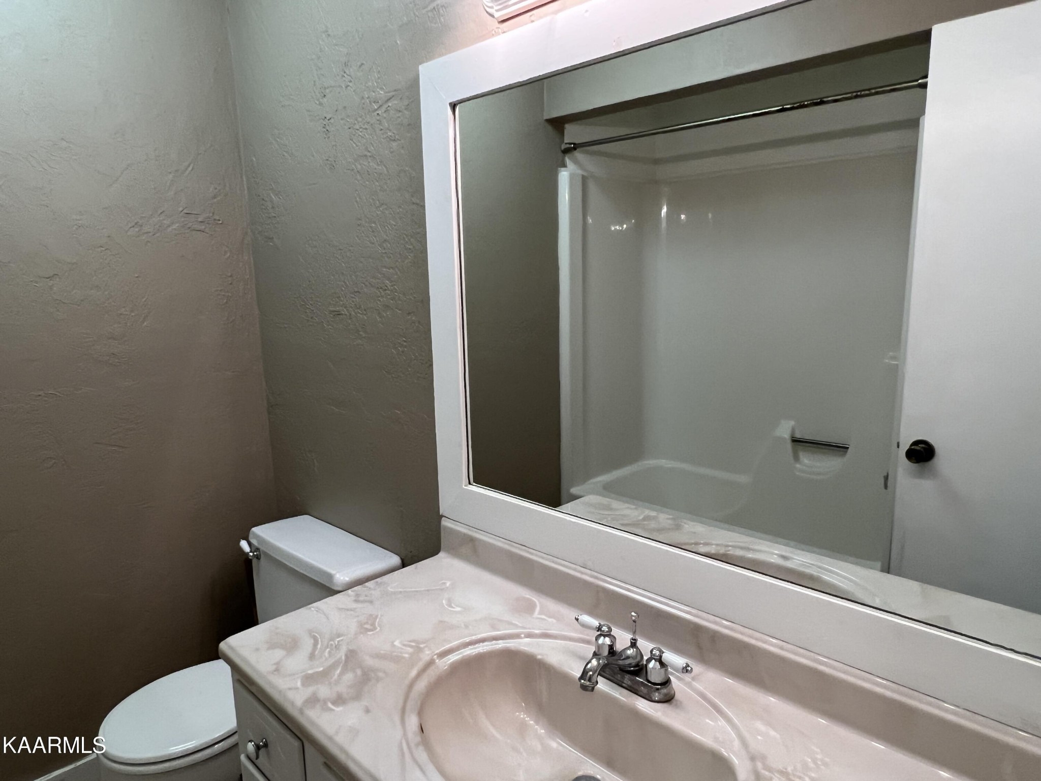 311 Oak Road Powell, TN 37849 - Photo 6 of 22 Gallery Image 6