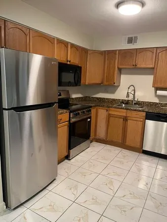 $1,700 | 207 Capri East, Unit 207, Delray Beach, FL 33484