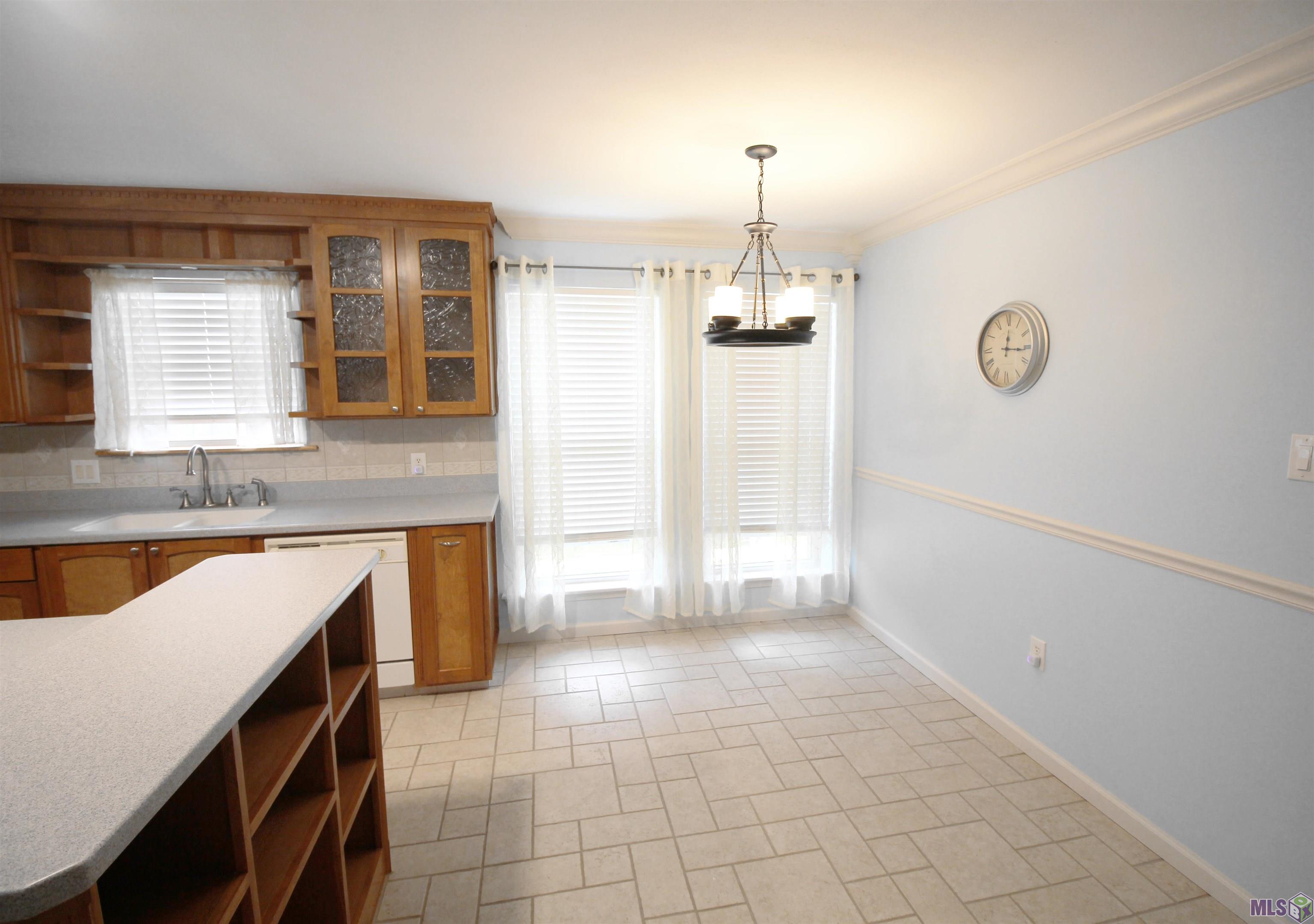 1717 Hobbiton Road Baton Rouge, LA 70810 - Photo 8 of 23
