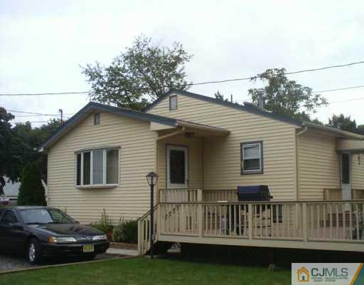 35 Kearney Road Sayreville, NJ 08879 - Photo 1 of 8 Gallery Image 1