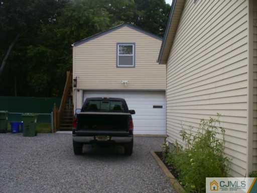 35 Kearney Road Sayreville, NJ 08879 - Photo 3 of 8 Gallery Image 3