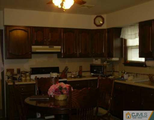 35 Kearney Road Sayreville, NJ 08879 - Photo 7 of 8 Gallery Image 7