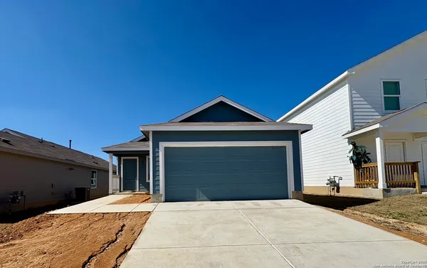 $1,625 | 744 Grey Dove Trail, New Braunfels, TX 78132