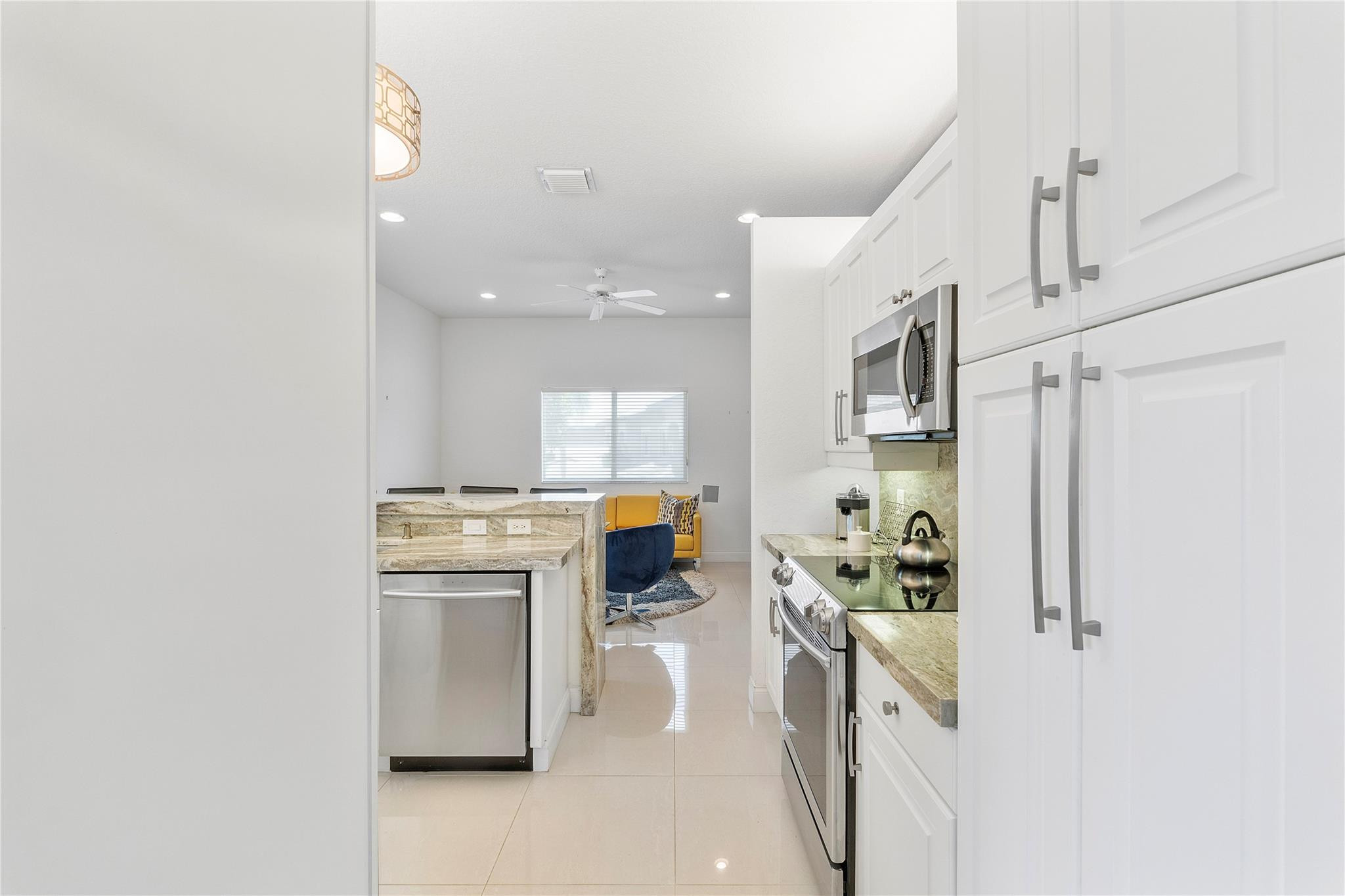 7940 Exeter Circle East, Unit 201 Tamarac, FL 33321 - Photo 19 of 36 Photo 19