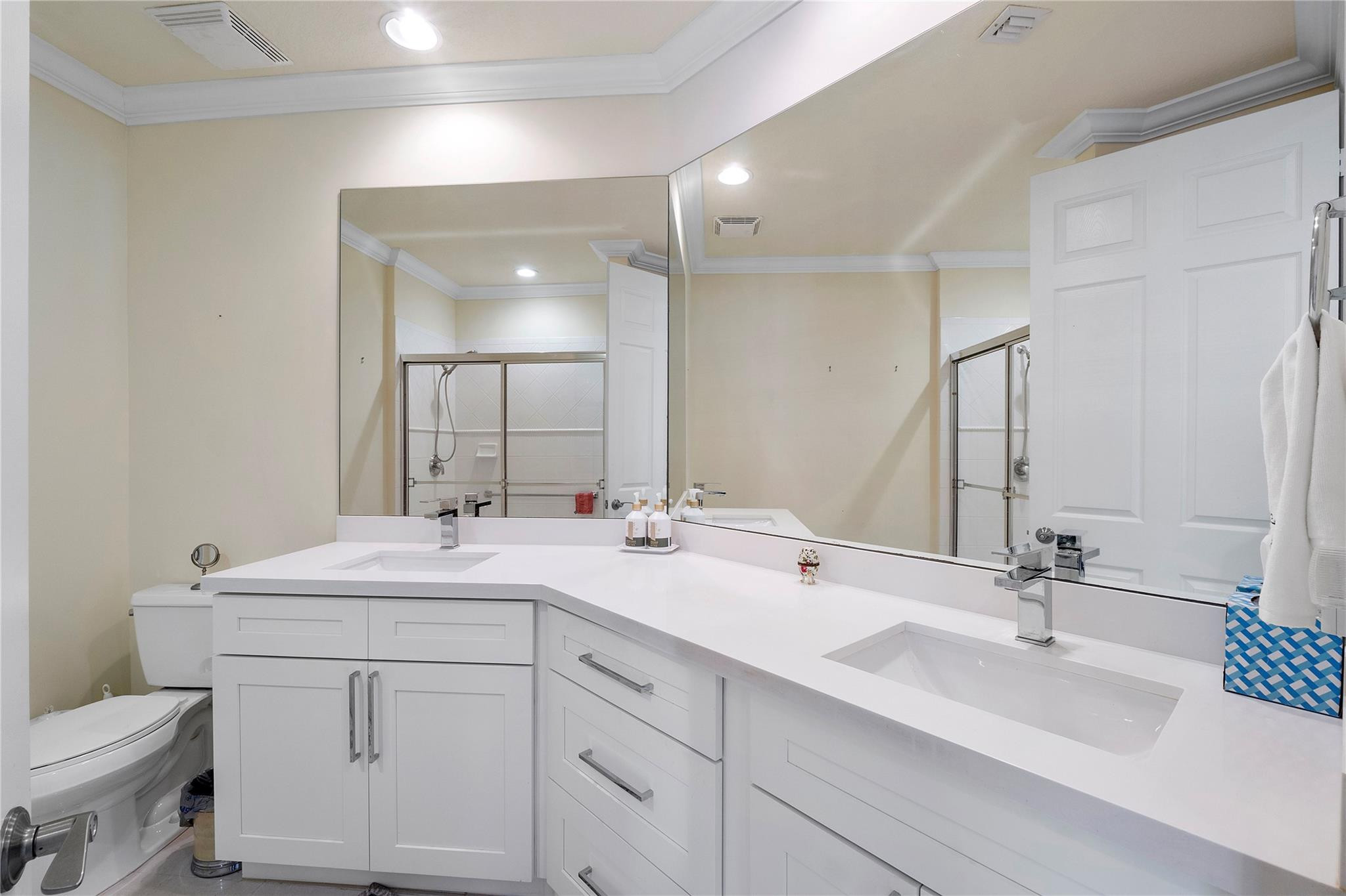 7940 Exeter Circle East, Unit 201 Tamarac, FL 33321 - Photo 24 of 36 Photo 24