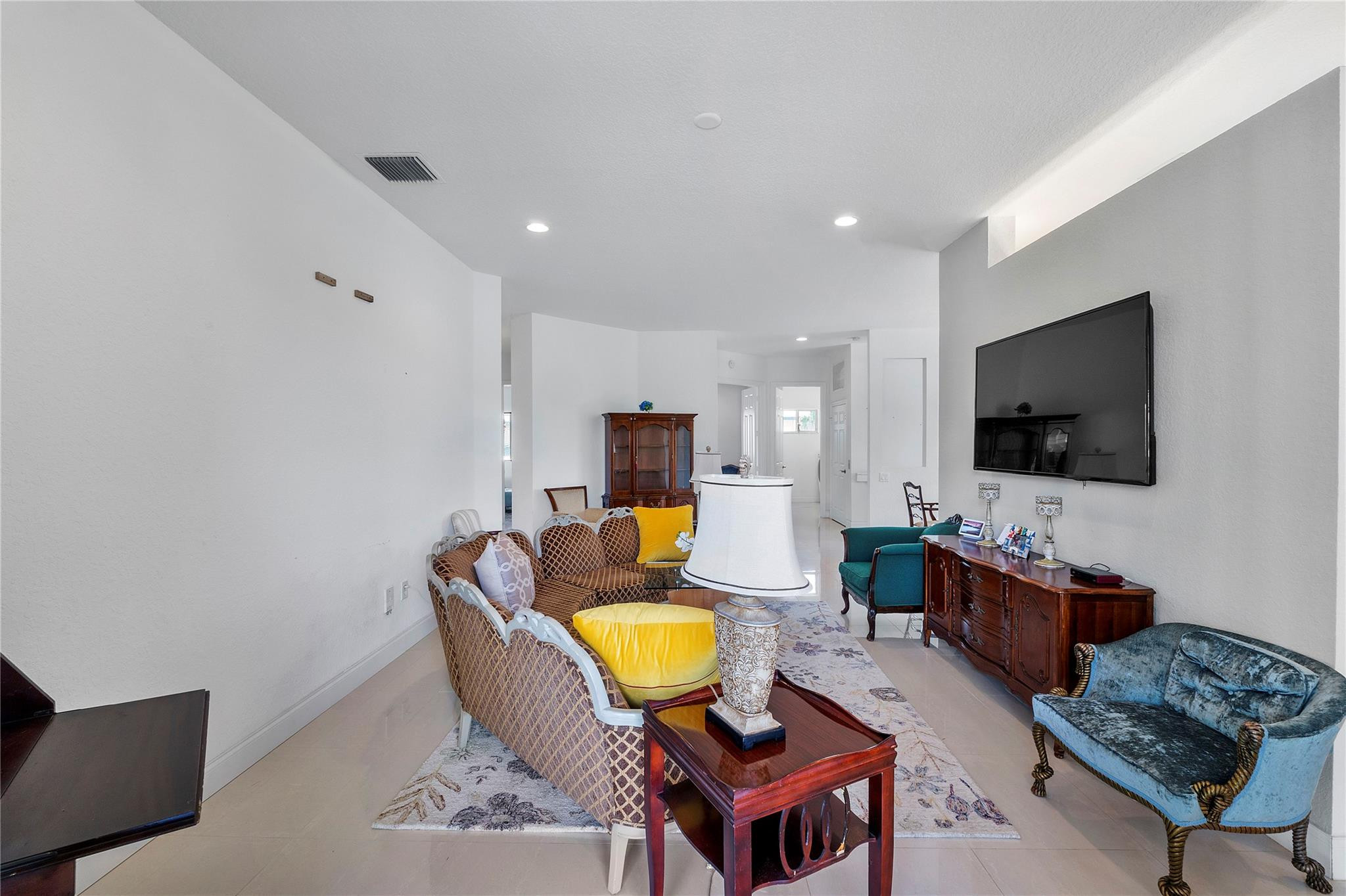 7940 Exeter Circle East, Unit 201 Tamarac, FL 33321 - Photo 10 of 36 Photo 10