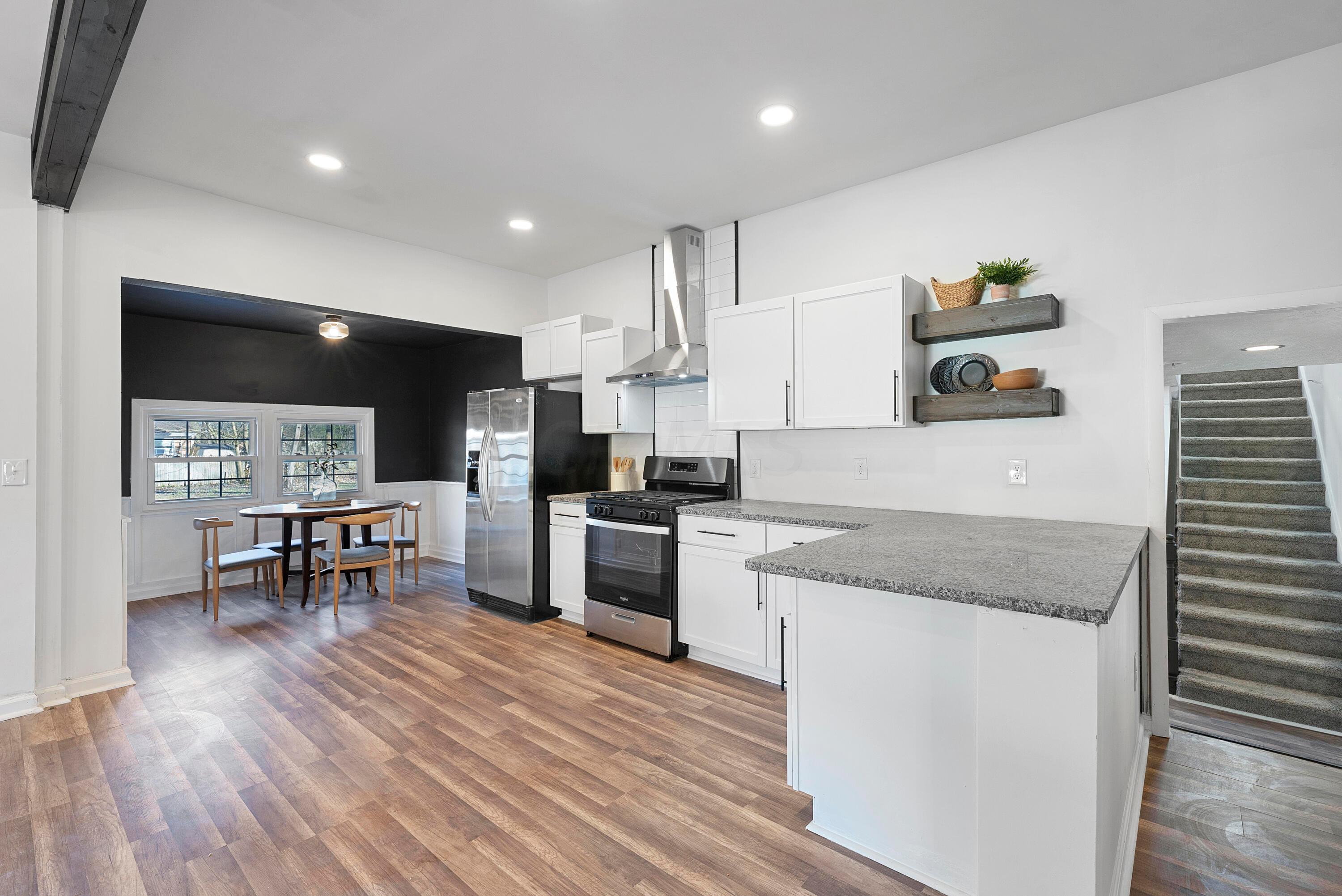 1664 Zettler Road Columbus, OH 43227 - Photo 11 of 46 Kitchen