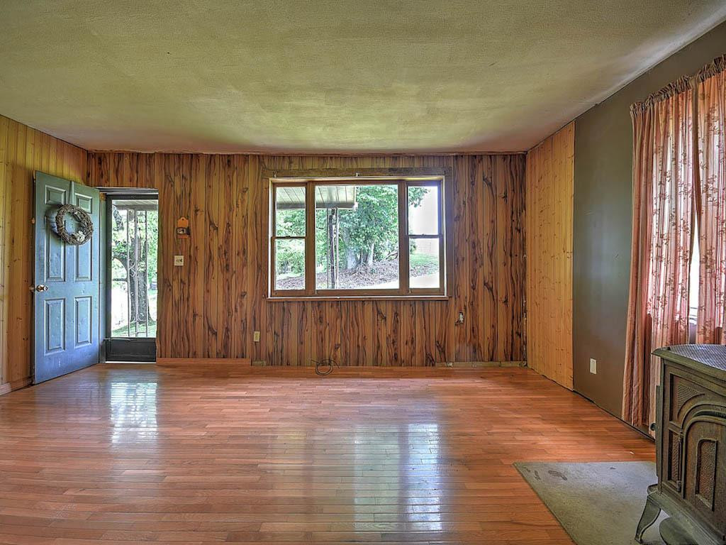 372 Greenlee Road Johnson City, TN 37601 - Photo 7 of 31 Photo 7
