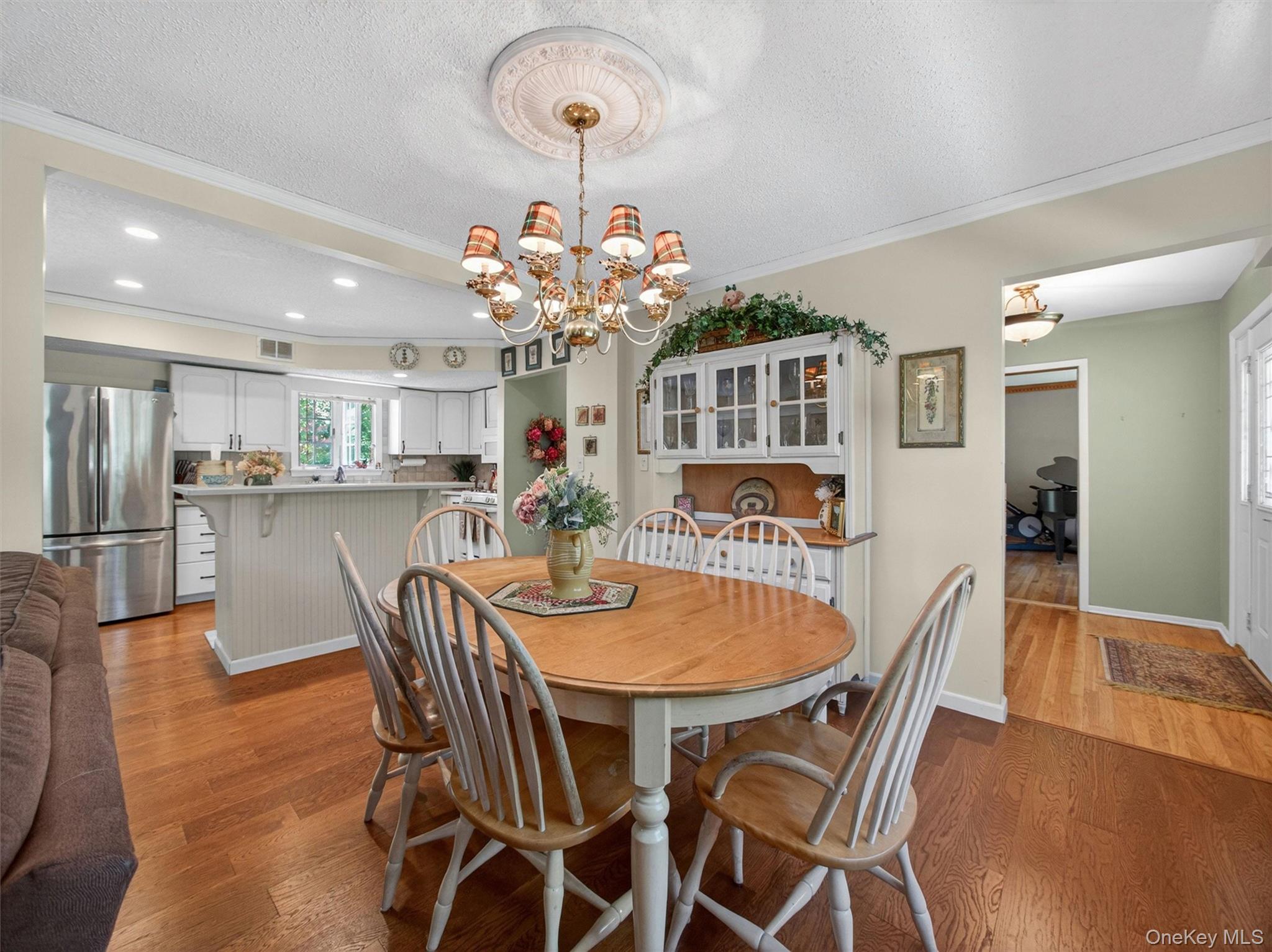 121 Sunset Road Blauvelt, NY 10913 - Photo 29 of 32 Eat In Kitch - Open Floor Plan with Kitchen Opens to Family Room with F/P