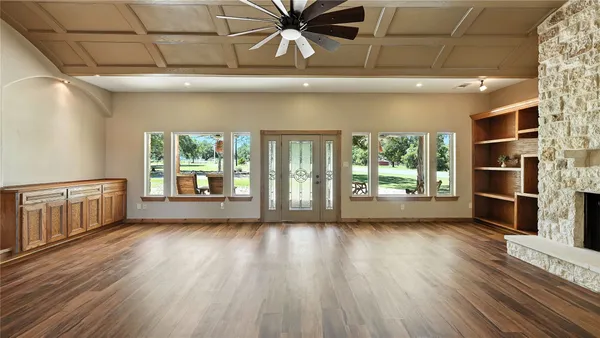 $2,500,000 | 2410 Fm 1680, Flatonia, TX 78941