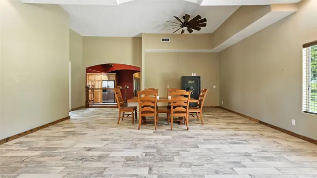 $2,500,000 | 2410 Fm 1680, Flatonia, TX 78941