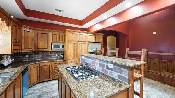 $2,500,000 | 2410 Fm 1680, Flatonia, TX 78941