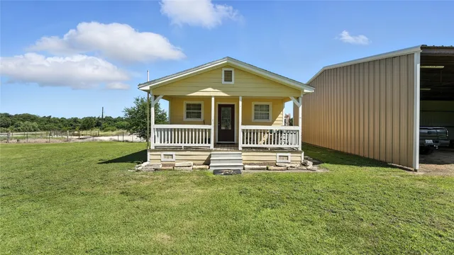 $2,500,000 | 2410 Fm 1680, Flatonia, TX 78941